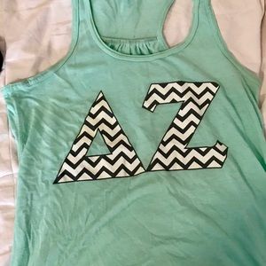 ✨🌊Chevron Mint Delta Zeta flowy tank top